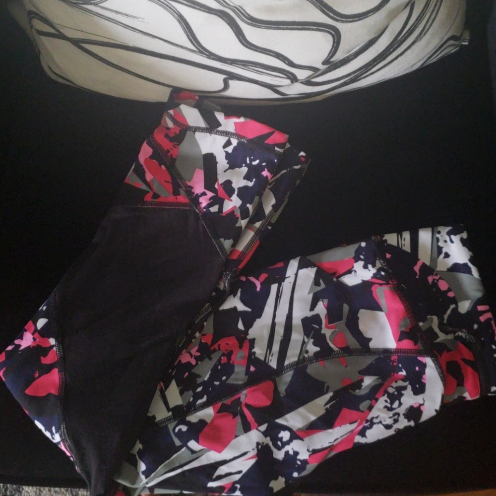 Lululemon cropped leggings
